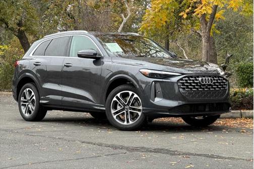 2025 Audi Q5 Premium Plus TFSI quattro S tronic