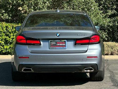 Bluestone Metallic 2021 BMW 530 i