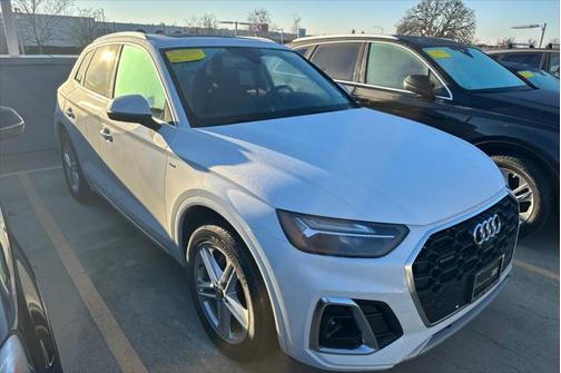 2023 Audi Q5 S line Premium Plus