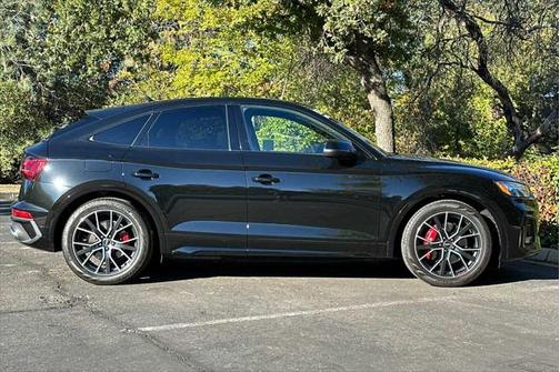 2023 Audi SQ5 Sportback Premium Plus TFSI quattro Tiptronic