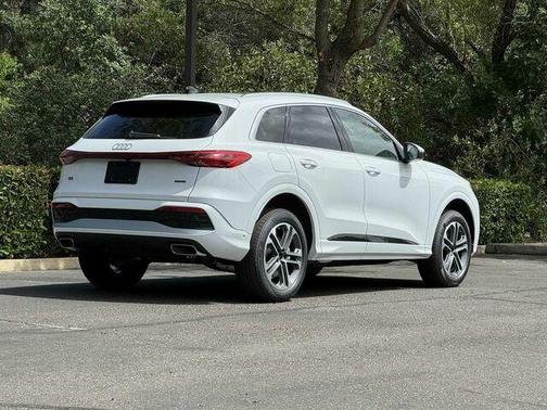 White 2026 Audi Q5 PLUS