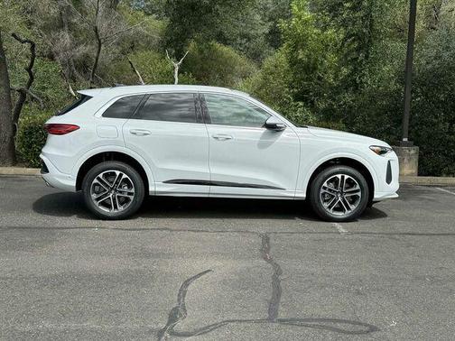 White 2026 Audi Q5 PLUS