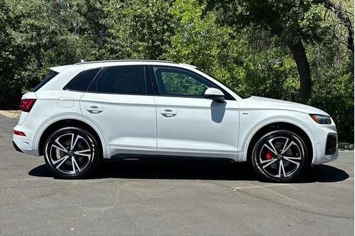 2025 Audi Q5 Prestige 45 TFSI S line quattro S tronic