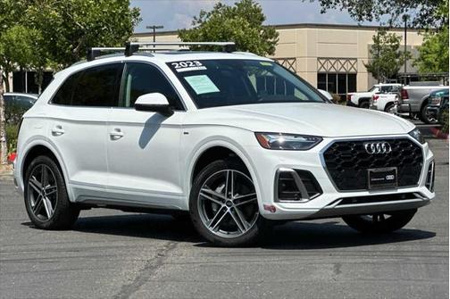 2023 Audi Q5 Premium 55 TFSI e S line quattro S tronic