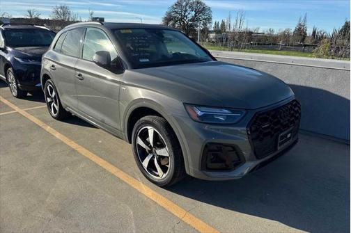 2023 Audi Q5 Premium Plus 45 TFSI S line quattro