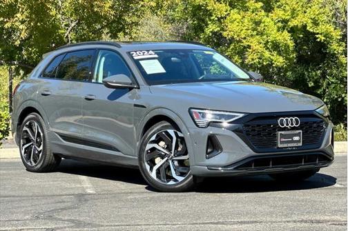 2024 Audi Q8 e-tron Prestige quattro