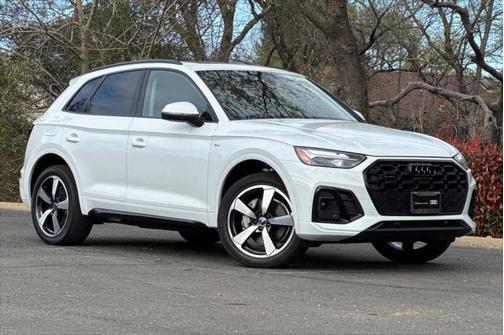 2023 Audi Q5 Premium Plus 45 TFSI S line quattro