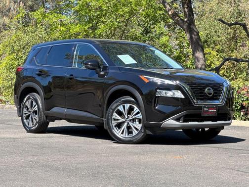 Black 2021 Nissan Rogue SV