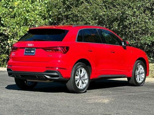 Progressive Red 2025 Audi Q3 45 S line Premium