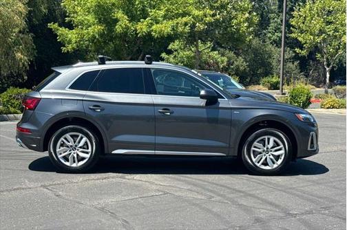 2023 Audi Q5 Premium 45 TFSI S line quattro