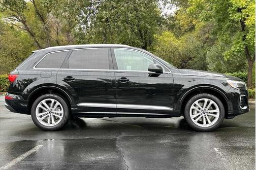 2025 Audi Q7 Premium Plus 45 TFSI quattro Tiptronic