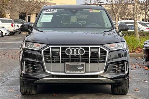 2022 Audi Q7 Premium Plus 55 TFSI quattro Tiptronic