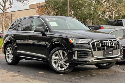 2022 Audi Q7 Premium Plus 55 TFSI quattro Tiptronic