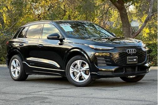 2025 Audi Q6 e-tron Premium Plus
