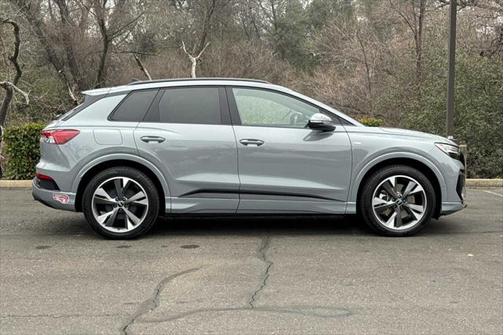 2024 Audi Q4 e-tron Prestige 55 quattro