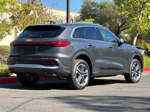 Tambora Flame 2026 Audi Q5 PLUS