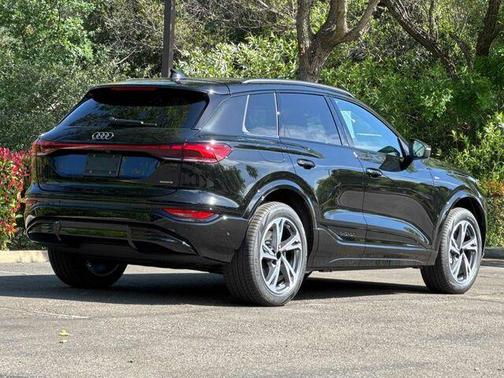 Black 2027 Audi Q6 e-tron Premium Plus