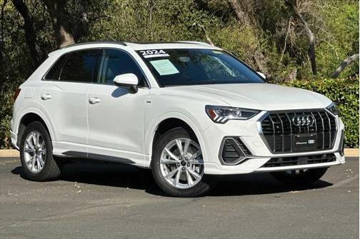 2024 Audi Q3 Premium 45 TFSI S line quattro Tiptronic