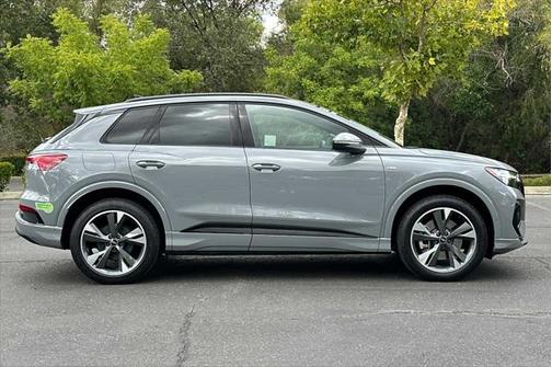 2023 Audi Q4 e-tron Premium Plus 50 quattro