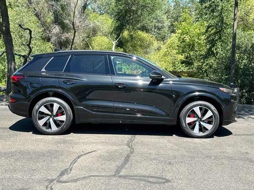 Black 2027 Audi SQ6 e-tron Premium Plus