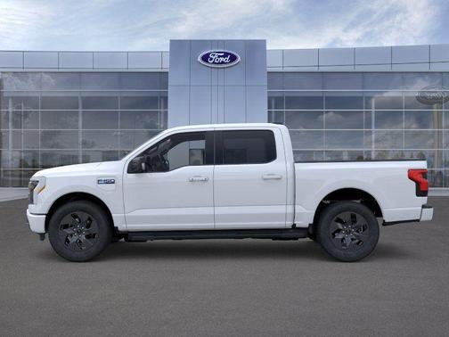 Oxford White 2025 Ford F-150 Lightning Flash