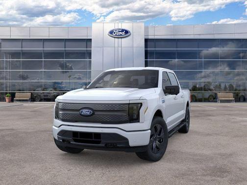 Oxford White 2025 Ford F-150 Lightning Flash