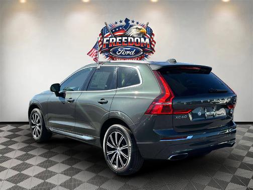 Gray 2020 Volvo XC60 T5 Inscription