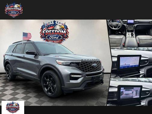 Carbonized Gray Metallic 2023 Ford Explorer ST-Line