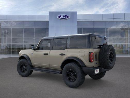 Desert Sand 2026 Ford Bronco Outer Banks