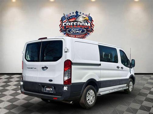 Oxford White 2023 Ford Transit-250 Base