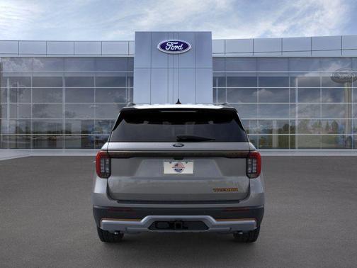 Carbonized Gray Metallic 2026 Ford Explorer Tremor