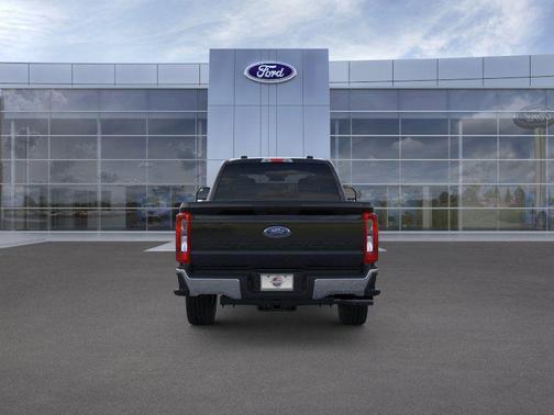 Agate Black Metallic 2026 Ford F-350 XLT