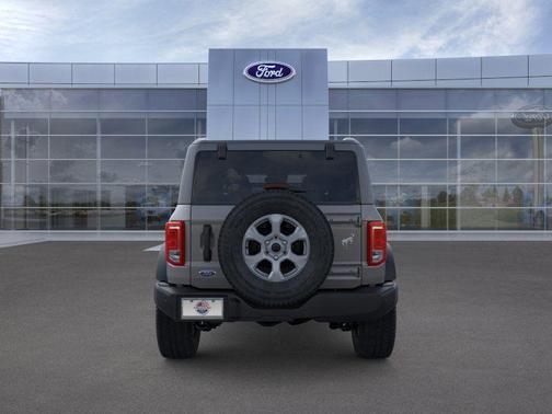 Carbonized Gray Metallic 2026 Ford Bronco Big Bend