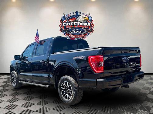 Agate Black Metallic 2022 Ford F-150 XLT