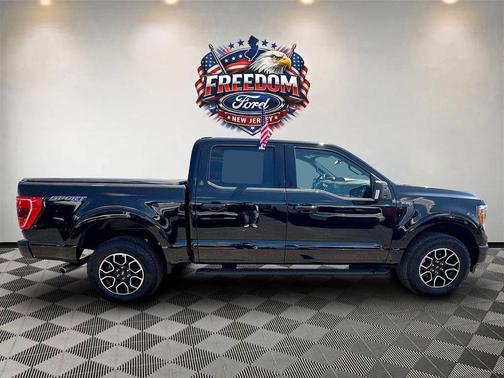 Agate Black Metallic 2022 Ford F-150 XLT