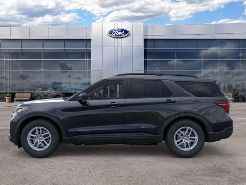 Black Metallic 2026 Ford Explorer Active (200A) 4WD