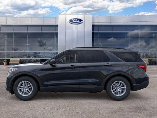 Carbonized Gray Metallic 2026 Ford Explorer Active