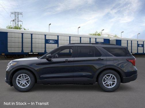 Carbonized Gray Metallic 2026 Ford Explorer Active