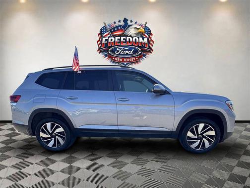 Gray 2025 Volkswagen Atlas 2.0T SE w/Technology 4MOTION