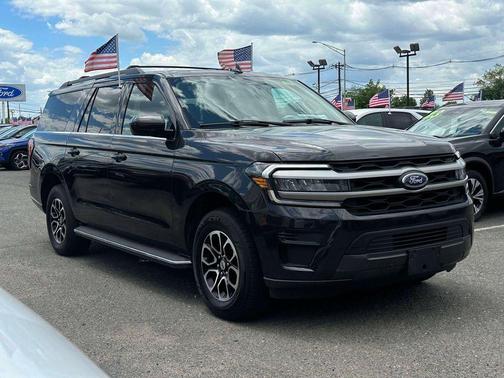 Gray Metallic 2024 Ford Expedition Max XLT