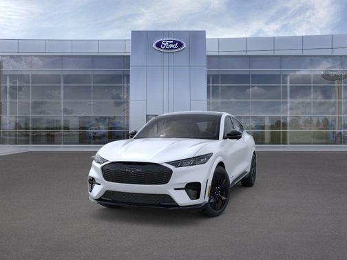 Star White Metallic Tri-Coat 2025 Ford Mustang Mach-E GT