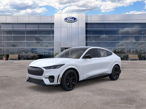 Star White Metallic Tri-Coat 2025 Ford Mustang Mach-E GT