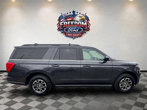 Gray Metallic 2024 Ford Expedition Max XLT