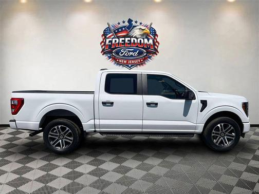 Oxford White 2023 Ford F-150 XL