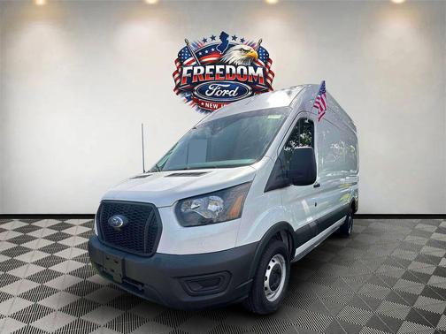 Oxford White 2023 Ford Transit-250 Base