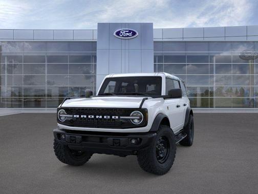 Oxford White 2026 Ford Bronco Badlands