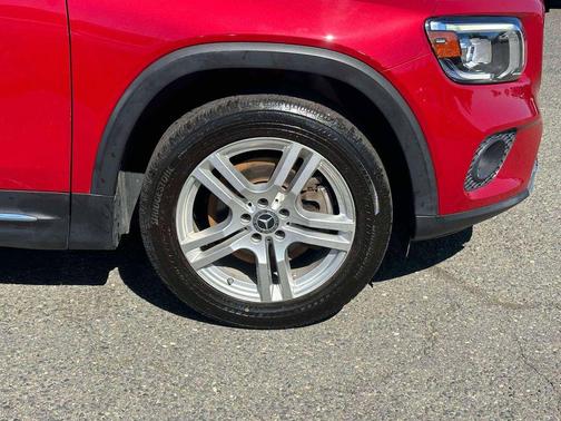 MANUFAKTUR Patagonia Red Metallic 2022 Mercedes-Benz GLB 250 4MATIC
