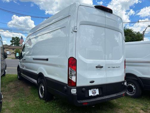 Oxford White 2024 Ford Transit-350 Base