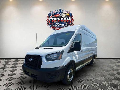 Oxford White 2023 Ford Transit-250 Base