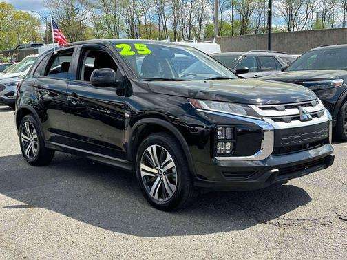 Mercury Gray Metallic 2025 Mitsubishi Outlander Sport